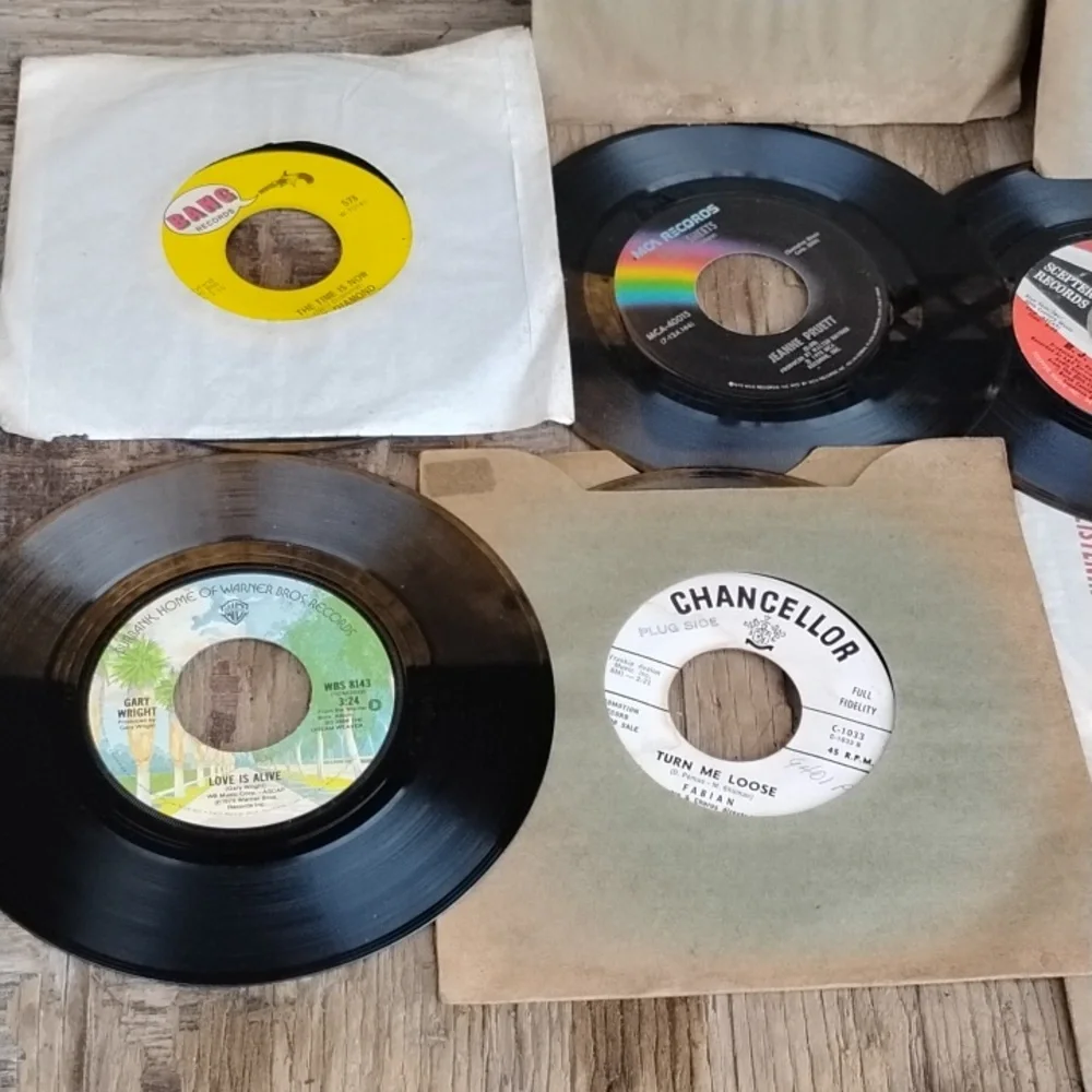 Vinyl 45 RPM Record Collection - Black(35 Total - Picture 5 of 8
